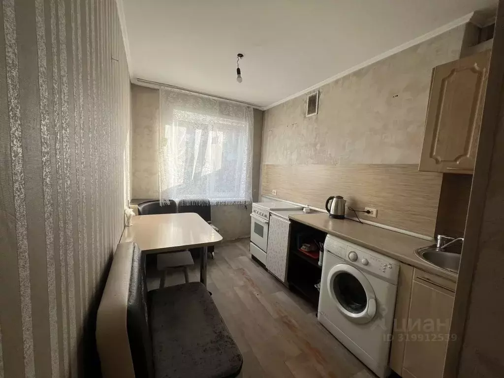 3-к кв. Кемеровская область, Новокузнецк ул. Ленина, 84 (63.0 м) - Фото 0