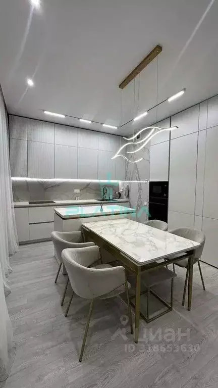 3-к кв. Татарстан, Казань ул. Сибгата Хакима, 51 (100.0 м) - Фото 0