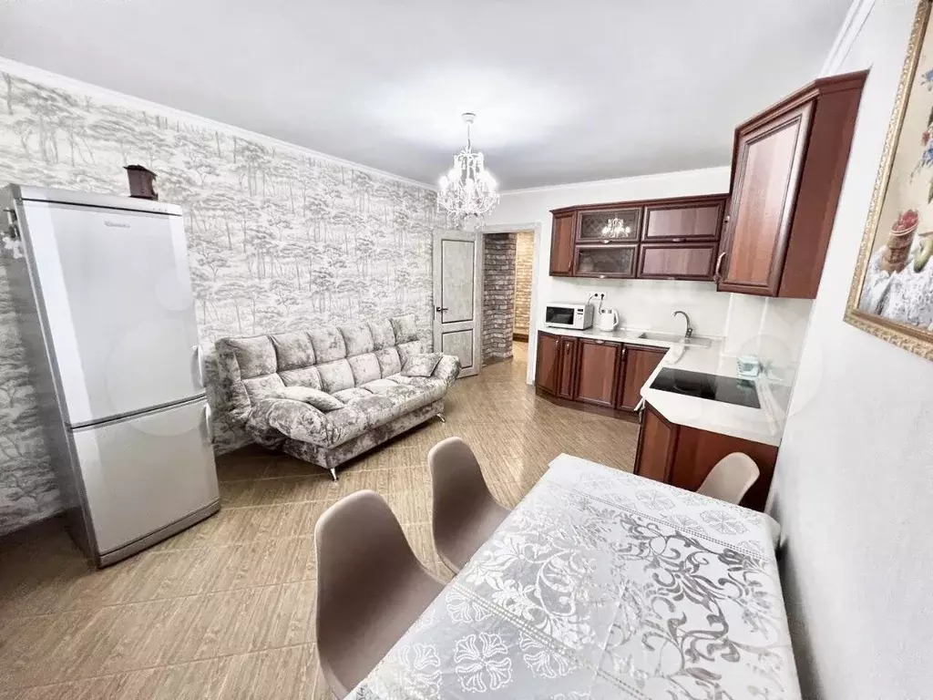 3-к. квартира, 80м, 6/9эт. - Фото 1