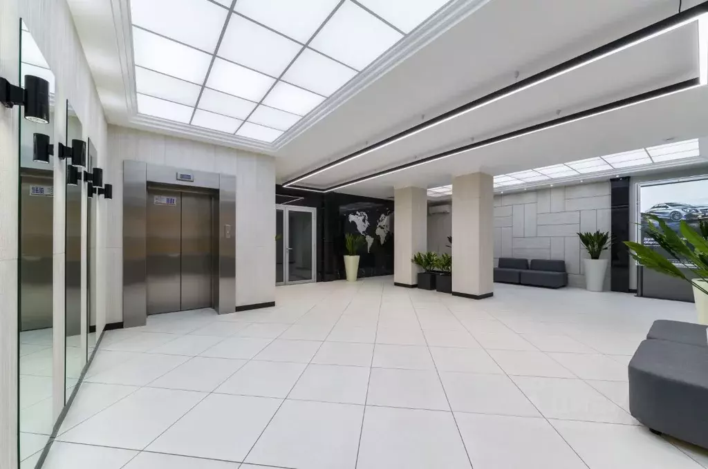 Офис в Санкт-Петербург 2-я Советская ул., 7 (815 м) - Фото 2