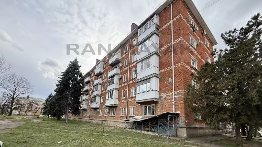 2-к кв. Адыгея, Майкоп Краснооктябрьская ул., 61 (42.8 м) - Фото 1