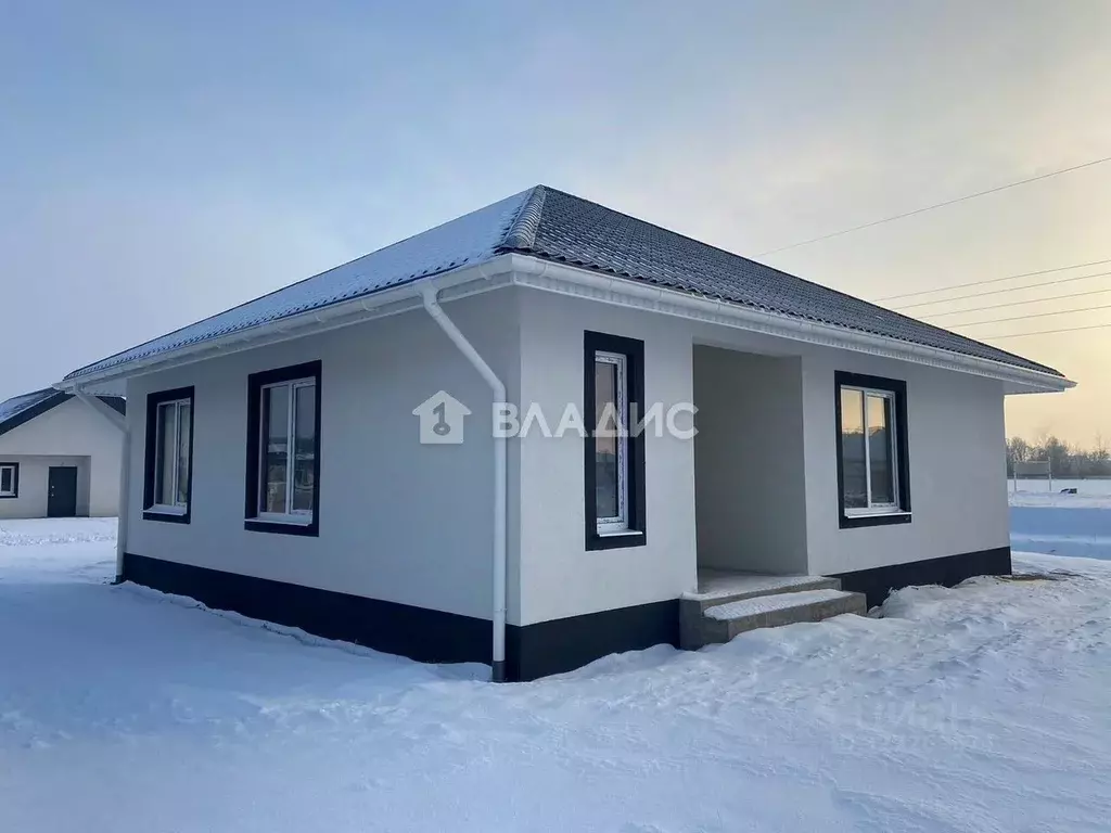 Дом в Калининградская область, Гурьевский муниципальный округ, пос. ... - Фото 1