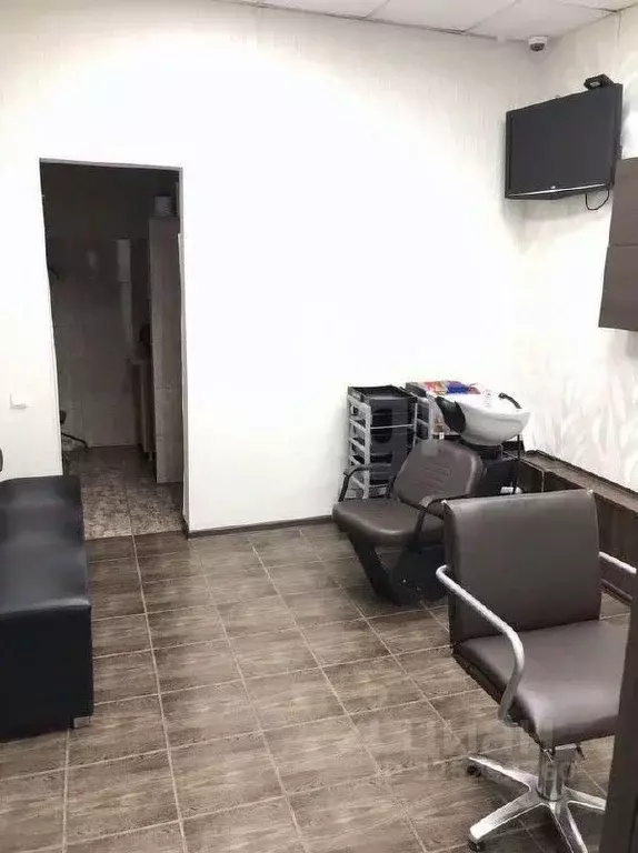 Помещение свободного назначения в Красноярский край, Красноярск имени ... - Фото 1