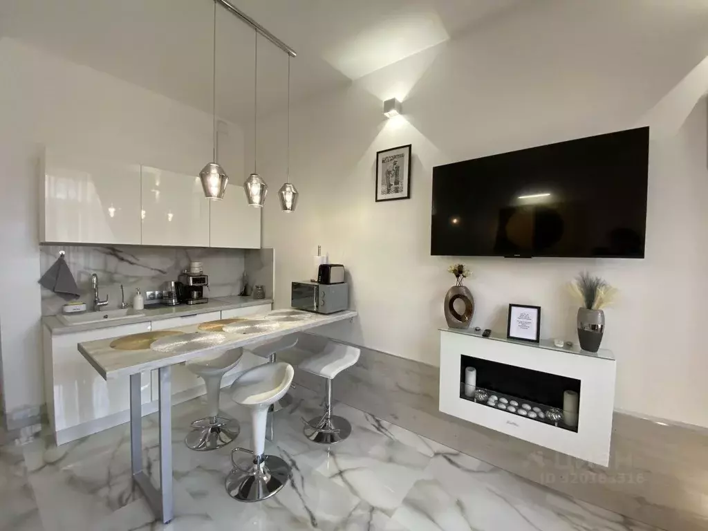 2-к кв. Московская область, Звенигород Одинцовский городской округ, ... - Фото 1