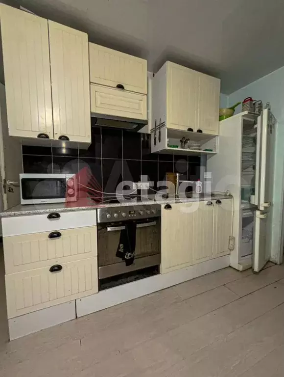 3-к. квартира, 66,5 м, 2/2 эт. - Фото 1