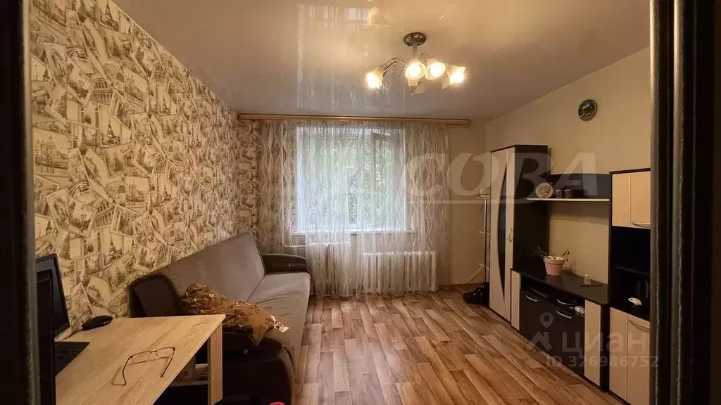 1-к кв. Тюменская область, Тюмень ул. Малыгина, 82 (34.9 м) - Фото 2