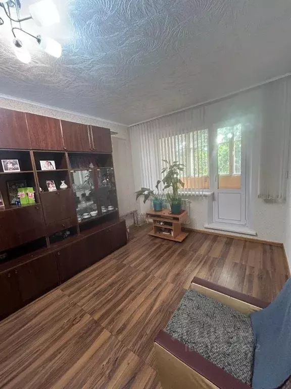 2-к кв. Омская область, Омск ул. Труда, 11 (43.5 м) - Фото 0