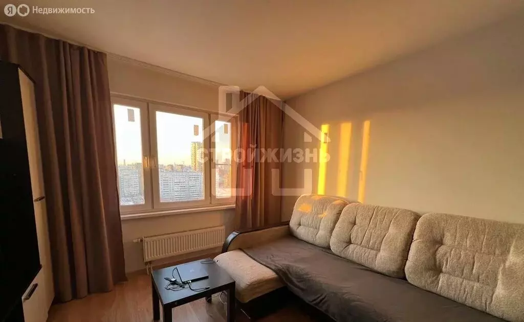 1-комнатная квартира: Екатеринбург, Рассветная улица, 6к2 (38.5 м) - Фото 1