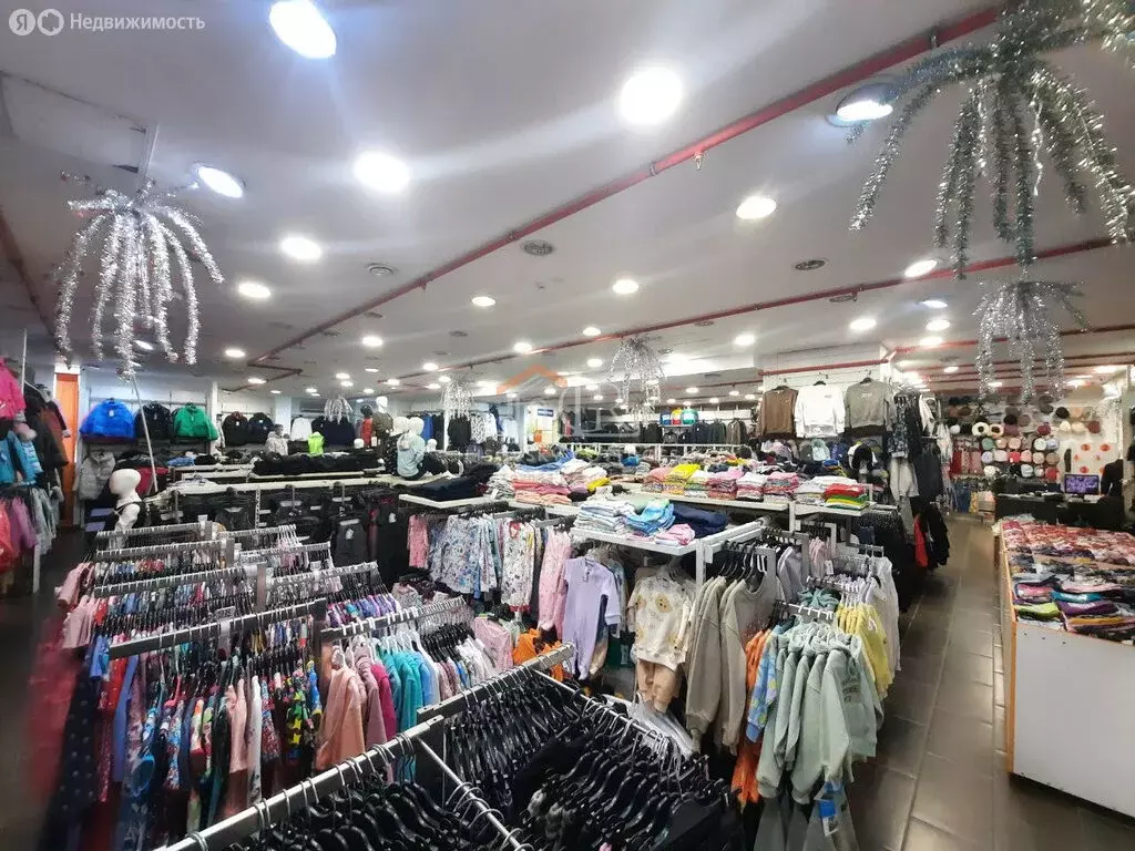 Торговая площадь (231.3 м) - Фото 1