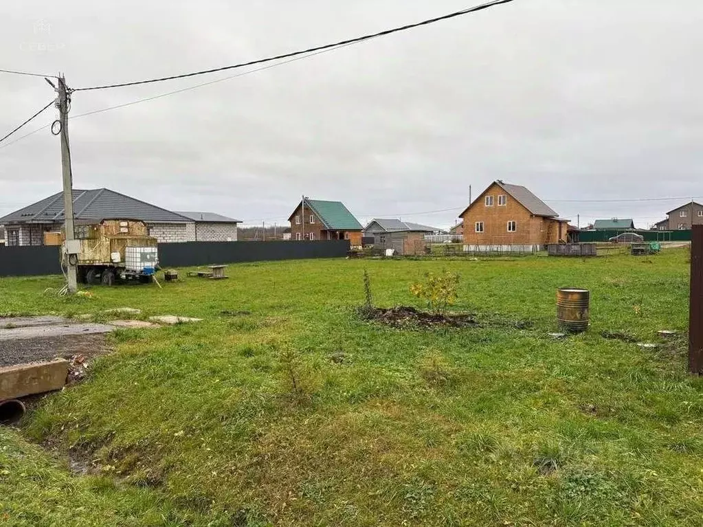 Участок в Новгородская область, Новгородский район, Савинское с/пос, ... - Фото 1