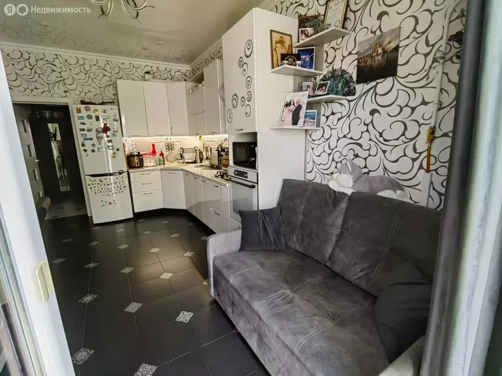 2-комнатная квартира: Новороссийск, Звонкий переулок, 2 (58 м) - Фото 1