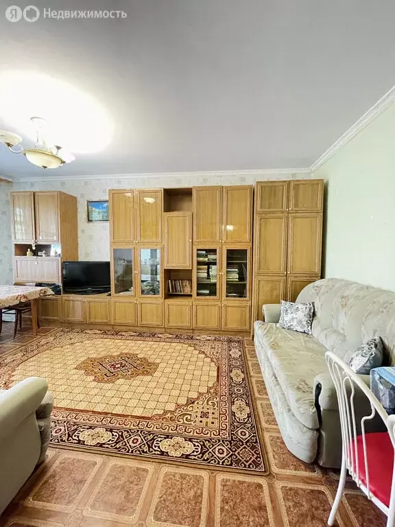 3-комнатная квартира: Оренбург, Волгоградская улица, 40/1 (64.7 м) - Фото 1