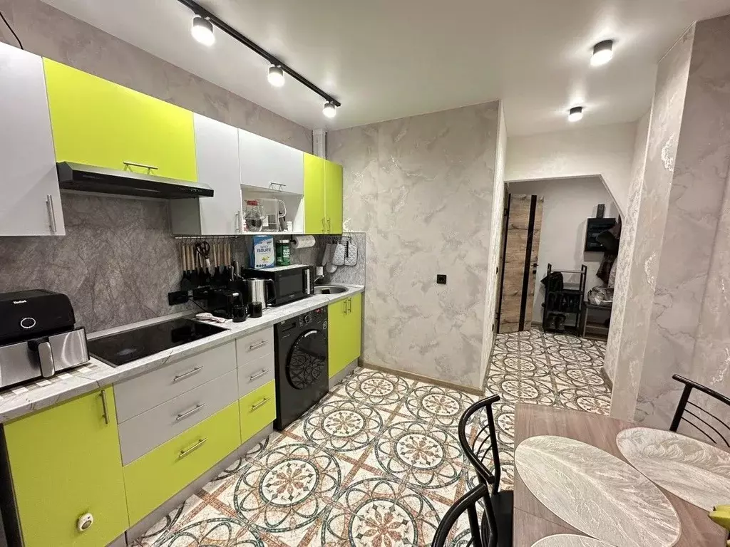 1-к кв. Омская область, Омск ул. Туполева, 2 (40.0 м) - Фото 1