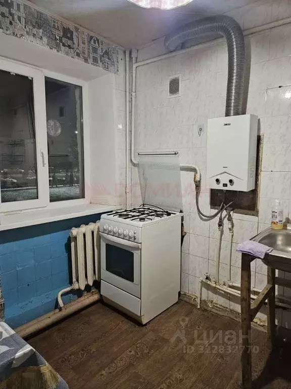 2-к кв. Ростовская область, Новочеркасск Баклановский просп. (42.3 м) - Фото 0