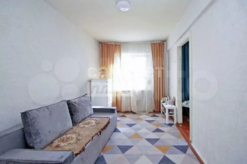 3-к. квартира, 55 м, 1/5 эт. - Фото 1