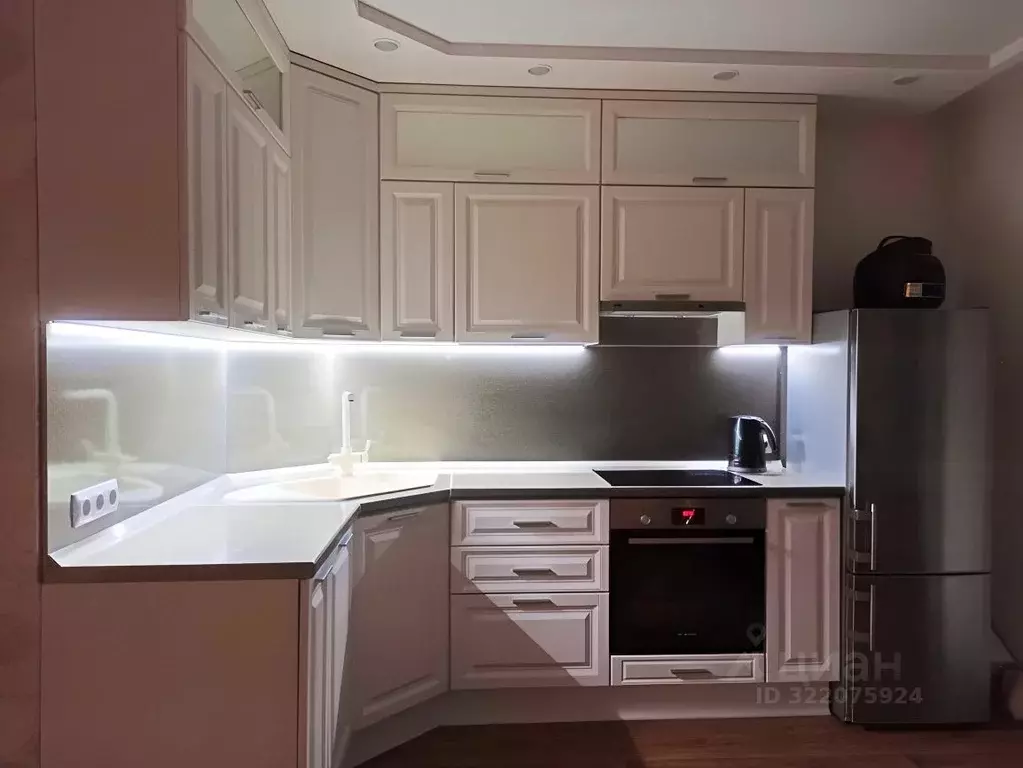 3-к кв. Омская область, Омск ул. Волховстроя, 24 (69.7 м) - Фото 2