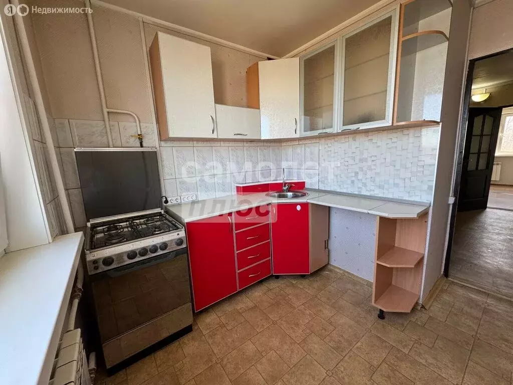 3-комнатная квартира: Первоуральск, улица Емлина, 2 (59.2 м) - Фото 1