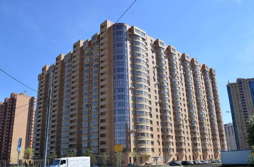 2-к кв. Московская область, Реутов ул. Октября, 38 (84.0 м) - Фото 0