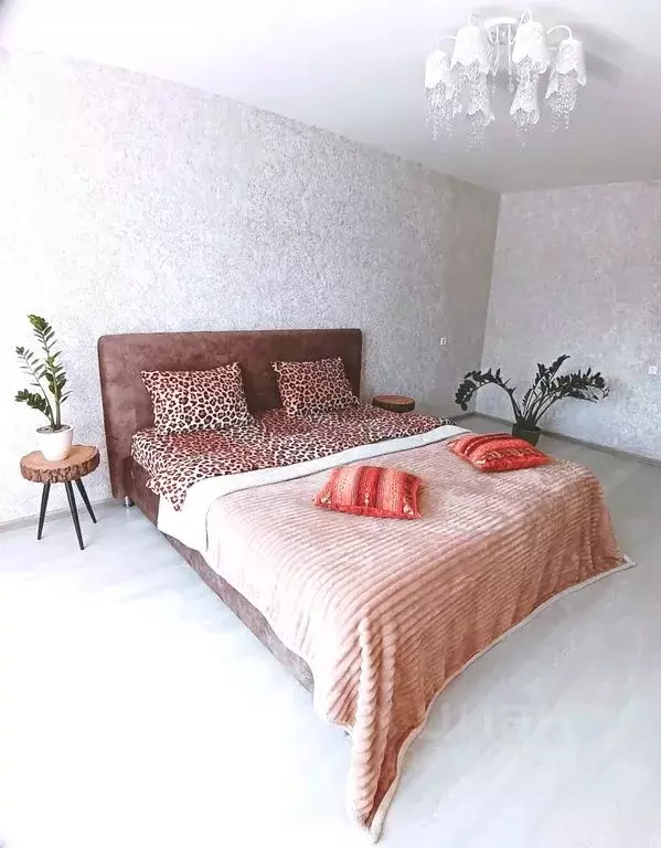 2-к кв. Воронежская область, Воронеж ул. Корольковой, 10к4 (56.0 м) - Фото 0