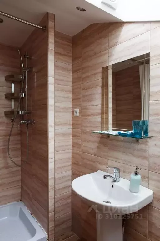 Комната Москва Тверская ул., 12С9 (22.0 м) - Фото 2