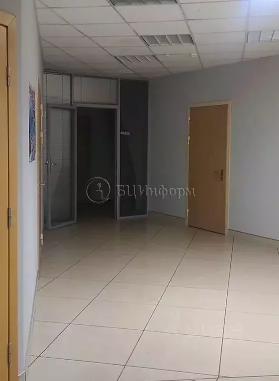 Офис в Санкт-Петербург пл. Карла Фаберже, 8 (298 м) - Фото 2