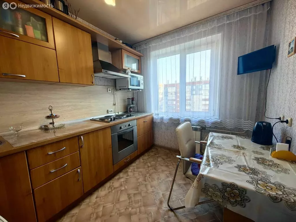 3-комнатная квартира: Челябинск, улица Доватора, 10 (66 м) - Фото 1