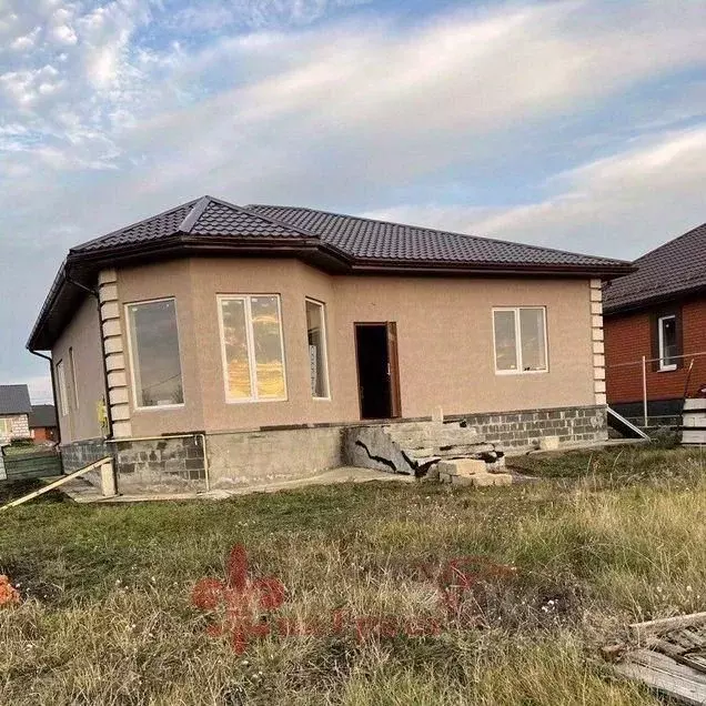 Дом в Белгородская область, Строитель Яковлевский городской округ, ул. ... - Фото 2