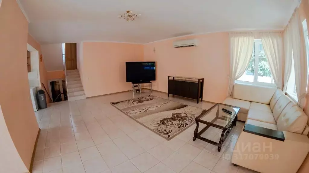Дом в Краснодарский край, Геленджик проезд Пляжный, 8 (200 м) - Фото 1