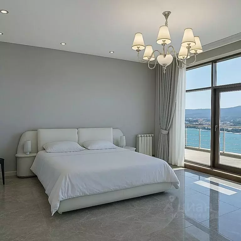 2-к кв. Крым, Ялта ул. Свердлова, 13/2 (84.0 м) - Фото 1