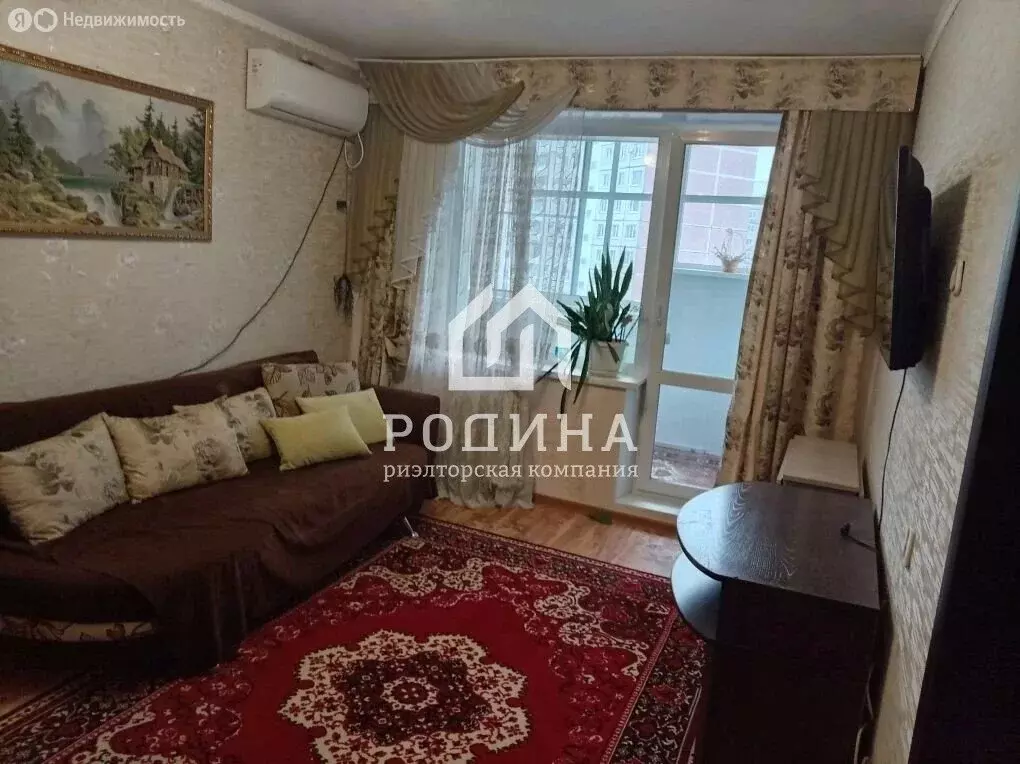 2-комнатная квартира: Комсомольск-на-Амуре, улица Гамарника, 37к3 ... - Фото 1