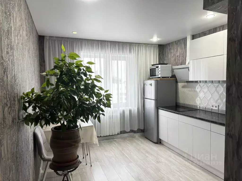 1-к кв. Саратовская область, Энгельс Полиграфическая ул., 85 (37.0 м) - Фото 0