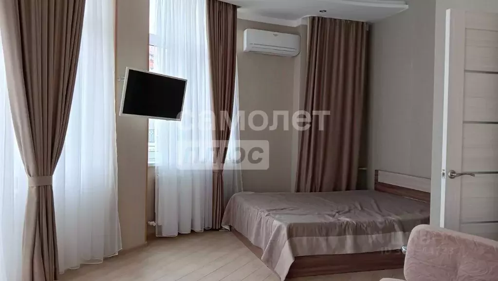 1-к кв. Краснодарский край, Геленджик Крымская ул., 22к18 (41.7 м) - Фото 0
