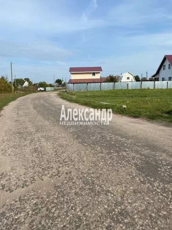 Участок в Ленинградская область, Сясьстрой Волховский район, ул. ... - Фото 1