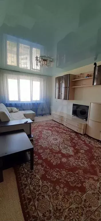 3-к. квартира, 70м, 10/10эт. - Фото 0