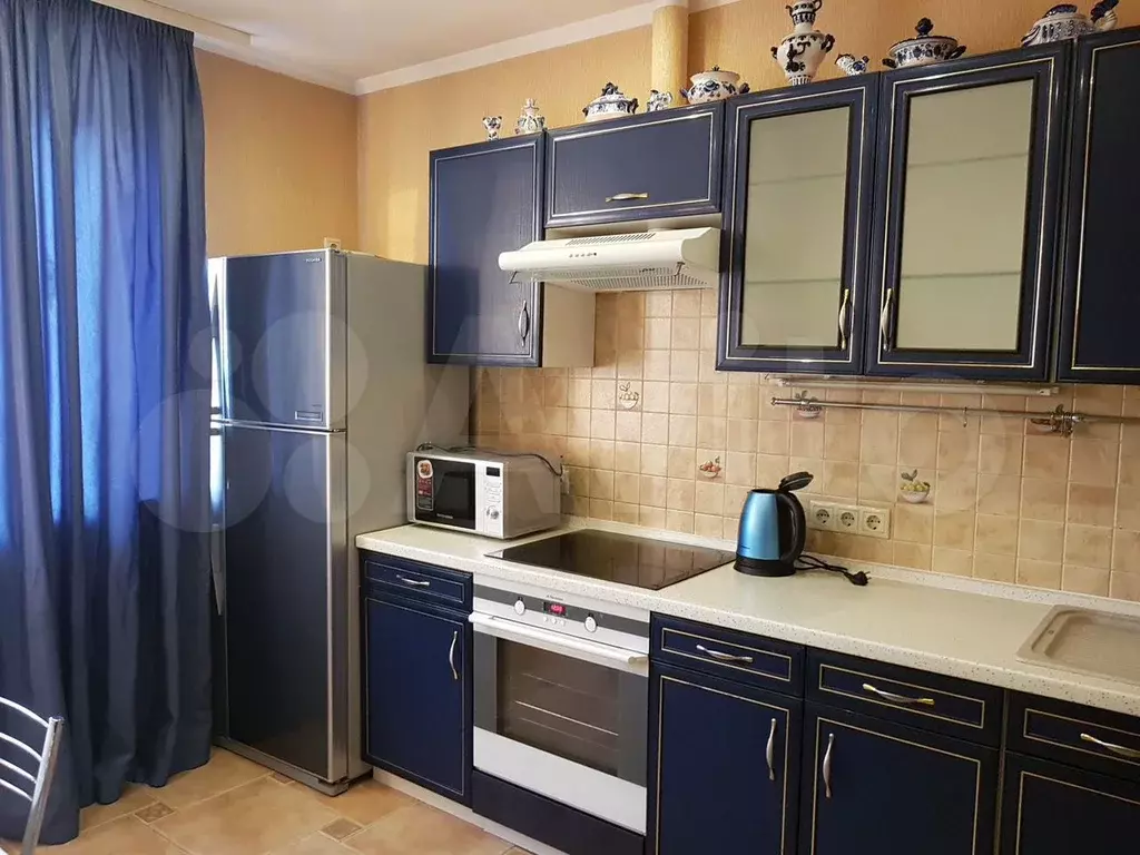 2-к. квартира, 60 м, 7/17 эт. - Фото 0