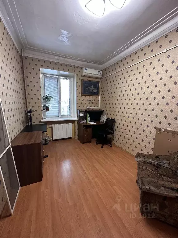 Комната Москва Новослободская ул., 62К1 (37.6 м) - Фото 0