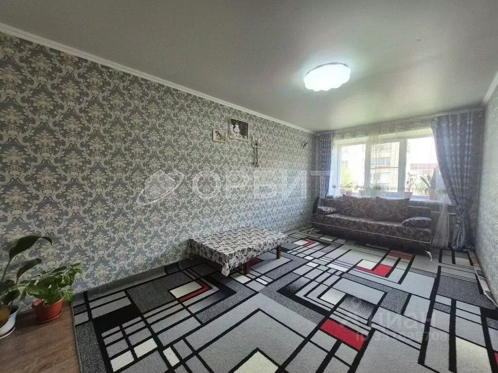 2-к кв. Тюменская область, Тюмень ул. Карла Маркса, 123 (46.8 м) - Фото 1
