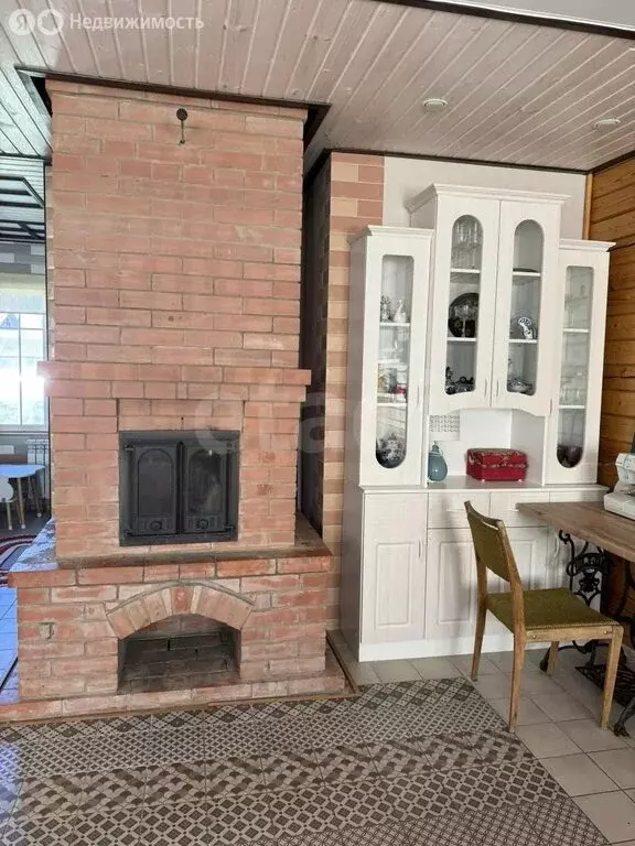 Дом в посёлок Красные Ткачи, улица Революции (207 м) - Фото 1
