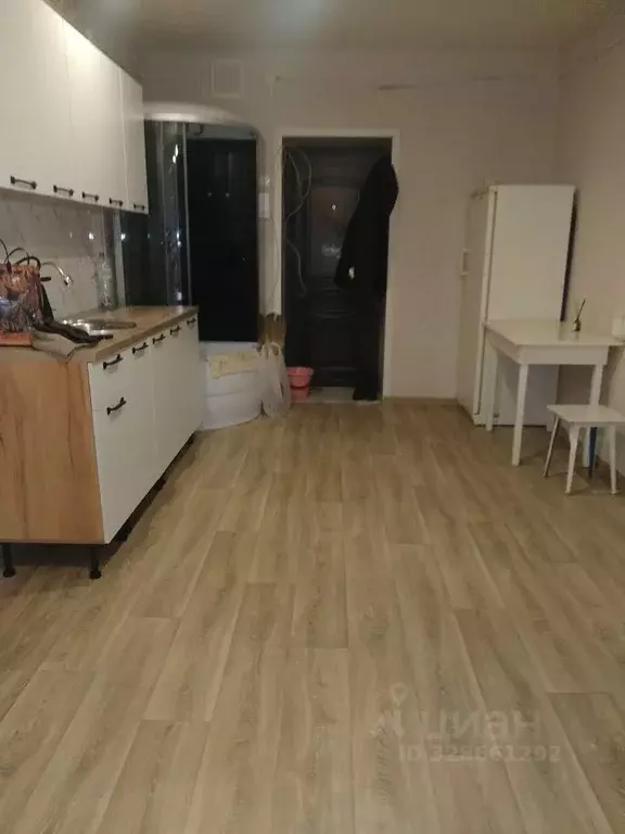 Комната Воронежская область, Воронеж ул. Молодогвардейцев, 12 (18.5 м) - Фото 2