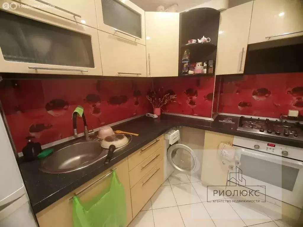 2-комнатная квартира: Магнитогорск, улица Зелёный Лог, 33/2 (50.2 м) - Фото 1