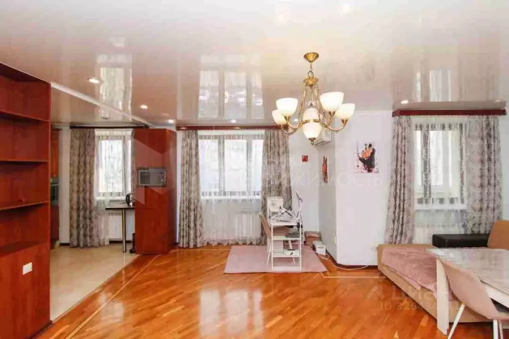 3-к кв. Тюменская область, Тюмень Военная ул., 11 (118.0 м) - Фото 1