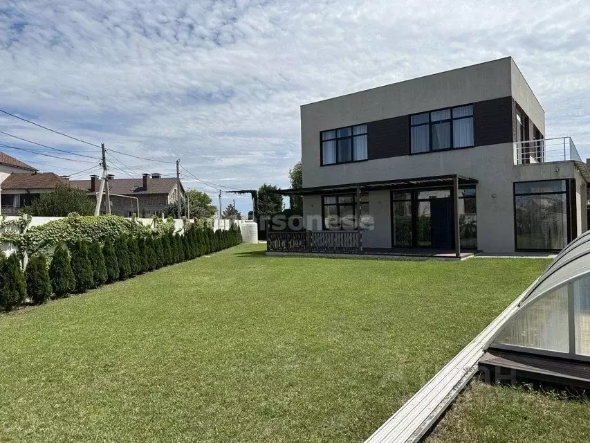 Дом в Севастополь Феникс СТ,  (350 м) - Фото 1