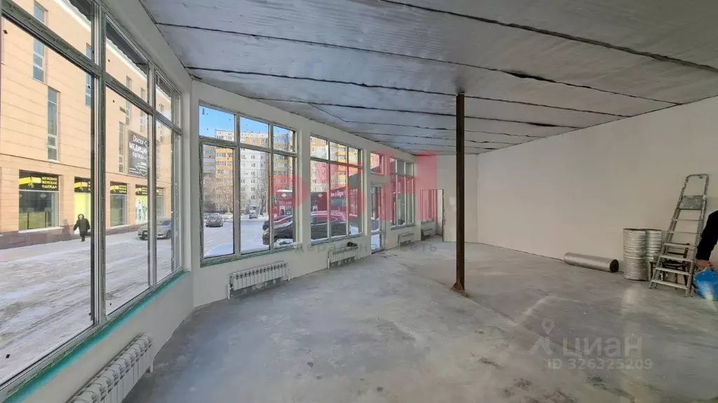 Торговая площадь в Омская область, Омск ул. Лукашевича, 21В (90 м) - Фото 1