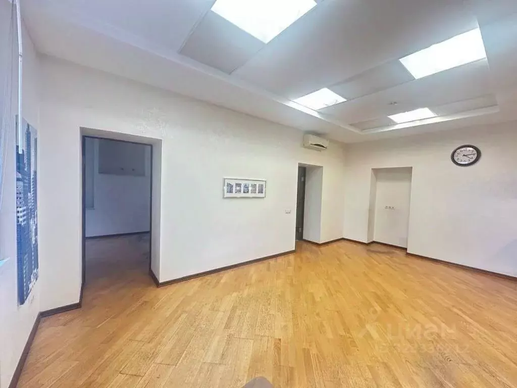 Офис в Башкортостан, Уфа Новомостовая ул., 8 (45 м) - Фото 1