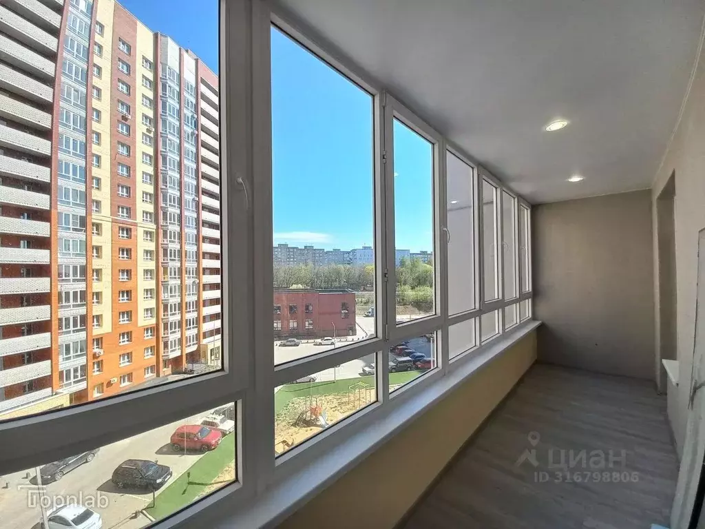 3-к кв. Владимирская область, Владимир ул. Лакина, 2Г (96.0 м) - Фото 2