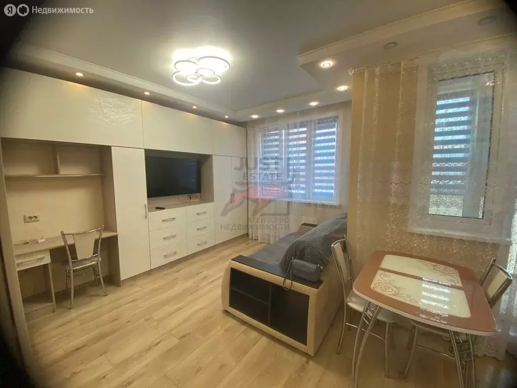 1-комнатная квартира: посёлок городского типа Нахабино, улица ... - Фото 1