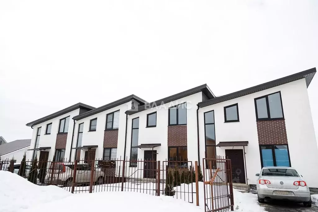 3-к кв. Воронежская область, Семилуки пер. Олимпийский, 4/3 (98.0 м) - Фото 1