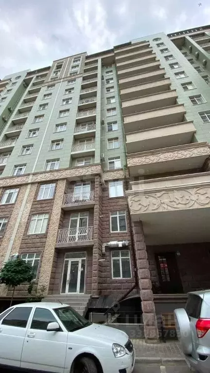 4-к кв. Дагестан, Махачкала ул. Титова, 144к3 (150.0 м) - Фото 1
