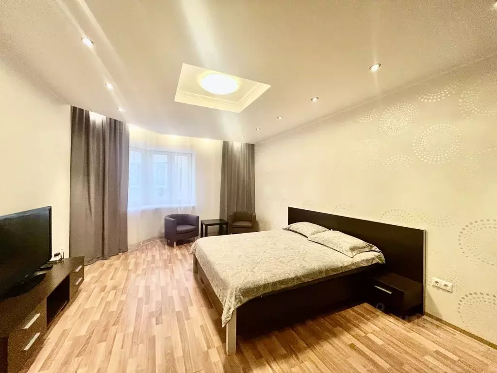 2-к кв. Свердловская область, Екатеринбург ул. Крылова, 27 (50.0 м) - Фото 1