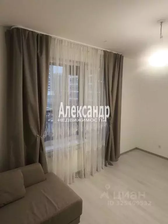 Студия Санкт-Петербург аллея Арцеуловская, 19 (25.4 м) - Фото 2